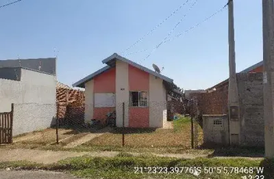 Casa à venda 2 quartos, 1 vaga, 10m², residencial gualter monteiro, penapolis - sp