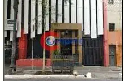Apartamento à venda na Avenida Duque de Caxias, Santa Cecília, São Paulo