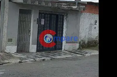 Casa à venda na Rua Antônio Palombo, Taboão, Diadema