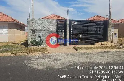 Casa à venda 2 quartos, 1 vaga, 10m², parque residencial jardim ipanema, araraquara - sp