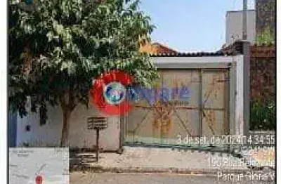 Casa à venda na Rua Belmonte, Parque Glória V, Catanduva
