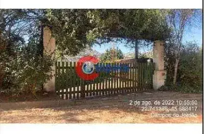 Casa à venda 5 quartos, 10m², vila abernessia, campos do jordao - sp