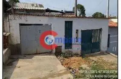 Casa à venda na Rua Avelino de Campos, Lopes de Oliveira, Sorocaba