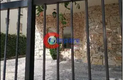 Apartamento à venda na Rua Dona Vitória Yunes Stefano, Enseada, Guarujá