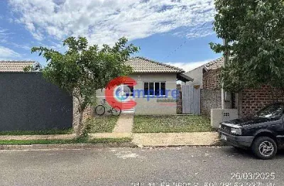 Casa com 2 quartos à venda na Rua Nove, Conjunto Habitacional Clóvis Valentin Picolotto, Araçatuba
