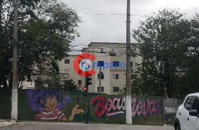 Apartamento à venda na Avenida Raimundo Pereira de Magalhães, Jaraguá, São Paulo