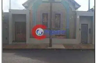 Casa à venda na Rua Carlos Gomes, Centro, Batatais