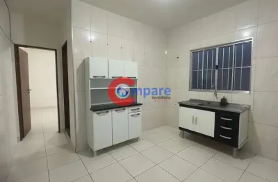 Casa com 1 quarto para alugar na Avenida F, 133, Parque Continental, Guarulhos