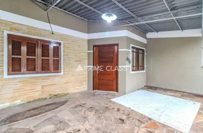 Casa com 3 quartos para alugar na rua califórnia, 496, mato grande, canoas por r$ 2.250