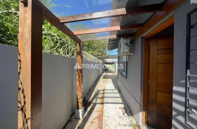 Casa com 2 quartos para alugar na rua alabama, 196, mato grande, canoas por r$ 2.300