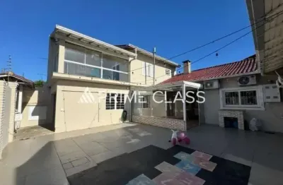 Casa com 3 quartos à venda na rua osvaldo optiz, 443, estância velha, canoas por r$ 935.000