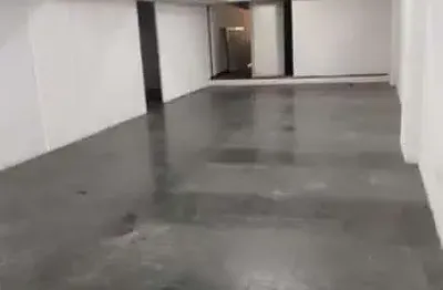 Loja para locação em teresópolis, são pedro, 2 banheiros