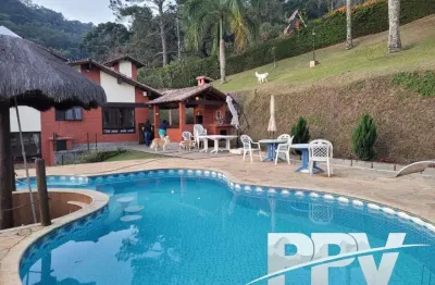 Casa para Venda em Teresópolis, Albuquerque, 4 dormitórios, 2 suítes, 4 banheiros, 6 vagas