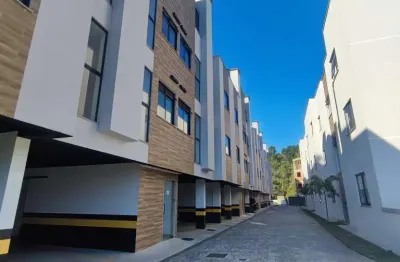 Apartamento para Venda em Teresópolis, Bom Retiro, 3 dormitórios, 1 suíte, 1 banheiro, 2 vagas