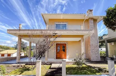 Casa em Condomínio para Venda em Teresópolis, Vargem Grande, 4 dormitórios, 4 suítes, 5 banheiros, 2 vagas