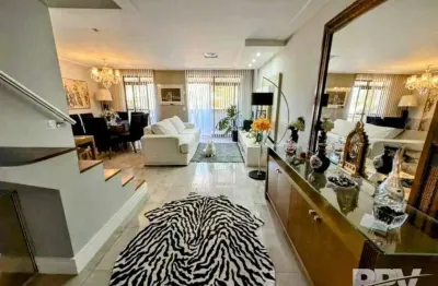 Cobertura para Venda em Teresópolis, Alto, 4 dormitórios, 3 suítes, 4 banheiros, 2 vagas