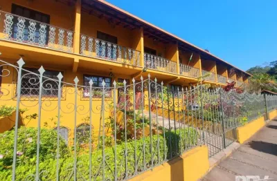Casa em condomínio para locação em teresópolis, carlos guinle, 2 dormitórios, 3 banheiros, 2 vagas