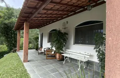 Casa para venda em teresópolis, vargem grande, 3 dormitórios, 1 suíte, 3 banheiros, 1 vaga