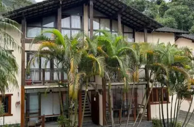 Casa em condomínio fechado com 2 quartos à venda na Rua Carlos Smile, 97, Soberbo, Teresópolis