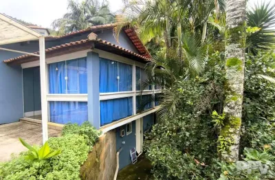 Casa para Venda em Teresópolis, Vale Feliz, 3 dormitórios, 2 suítes, 3 banheiros, 1 vaga