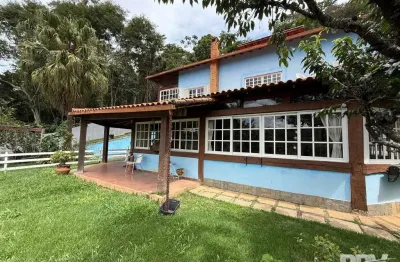 Casa para Venda em Teresópolis, Golfe, 5 dormitórios, 2 suítes, 2 vagas