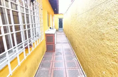 Casa com 3 quartos à venda na Rua Edvard Carmilo - Até 461/0462, 357, Jardim Celeste, São Paulo