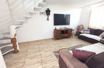 Casa com 2 quartos à venda na Avenida Armando de Andrade, 272, Parque Santos Dumont, Taboão da Serra