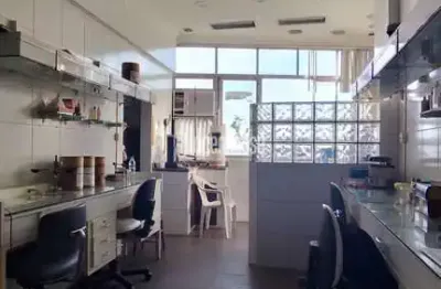 Sala comercial mobiliada para protético no centro de poa