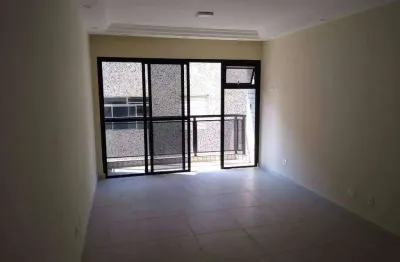 COMPRAR APARTAMENTO 3 DORMITÓRIOS - 1 SUÍTE VARANDA - 1 VAGA DE GARAGEM DEMARCADA NO MARAPÉ - 130 m²