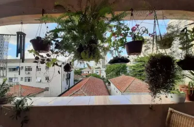 Apartamento à venda na Ponta da Praia | 102m², 3 dormitórios, 1 vaga de garagem fechada box