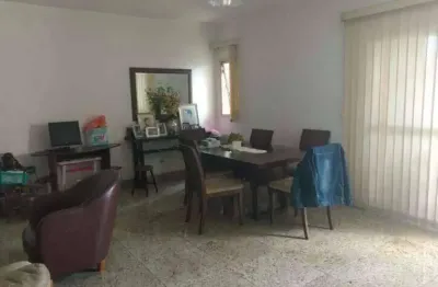Apartamento de 4 dormitórios 2 suítes no Gonzaga 172m² úteis=3 vagas