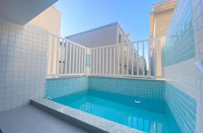 Casa sobreposta alta nova na aparecida, 3 quartos, (2 suítes), piscina, 2 vagas