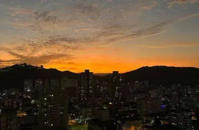 Apartamento de 2 quartos à venda, lazer completo, porteira fechada - Gonzaga - Santos/SP