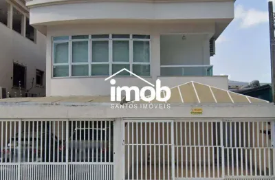 Casa sobreposta baixa com 3 suítes na ponta da praia em santos/sp