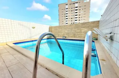 Cobertura Triplex na Vila Belmiro, Santos: Conforto, Elegância, Piscina e Churrasqueira Privativas!