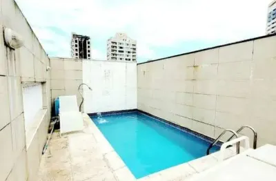 Casa Triplex Reformada à Venda e Locação no Embaré – Santos/SP | 3 Suítes, Piscina e Área de Lazer Completa