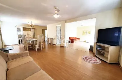 Apartamento à venda com 3 dormitórios, 2 vagas e próximo à praia no gonzaga - santos/sp