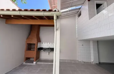 Sobrado à venda com churrasqueira - Campo Grande, Santos/SP