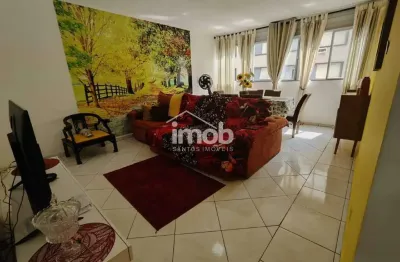 Apartamento em prédio frente mar de 2 quartos à com dependência - gonzaga, santos/sp