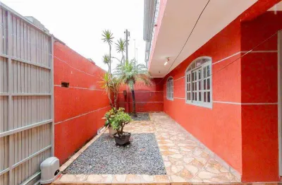 Casa com 5 quartos à venda na Travessa Daniel de Camargo, 42, Cidade Industrial, Curitiba