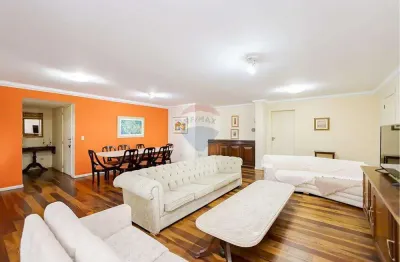 Exclusivo apartamento de alto padrão no batel: 5 quartos, 2 suítes e 2 vagas