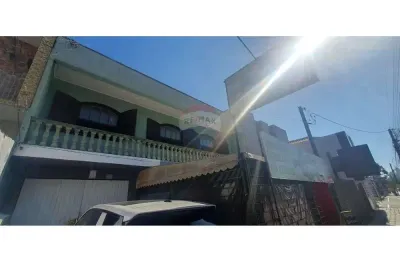Apartamento com 3 quartos para alugar na Rua Alferes Poli, 1592, Rebouças, Curitiba