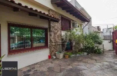Casa com 4 quartos à venda na Rua Professor Ulisses Cabral, 64, Chácara das Pedras, Porto Alegre