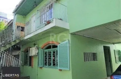 Casa com 4 quartos à venda na Avenida Montenegro, 215, Petrópolis, Porto Alegre