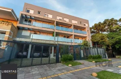 Apartamento DUPLEX no bairro Chácara das Pedras de 2 dormitórios e 2 vagas