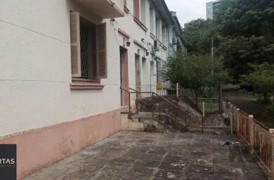 Casa com 4 quartos à venda na Rua Faria Santos, 64, Petrópolis, Porto Alegre