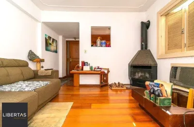 Apartamento na cidade baixa de 3 dormitórios desocupado e 2 vagas