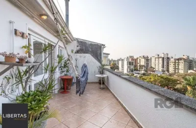 Cobertura no bairro tristeza de 2 dormitórios e vaga desocupada