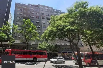 Apartamento com 3 quartos à venda na Avenida Borges de Medeiros, 601, Centro Histórico, Porto Alegre