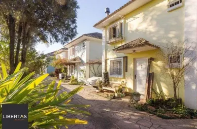 Sobrado no bairro tristeza de 3 dormitórios e vaga desocupado